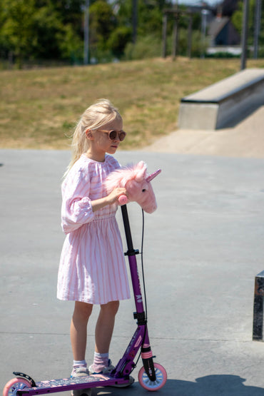 Cabeza de unicornio de peluche para patinete Wild & Soft