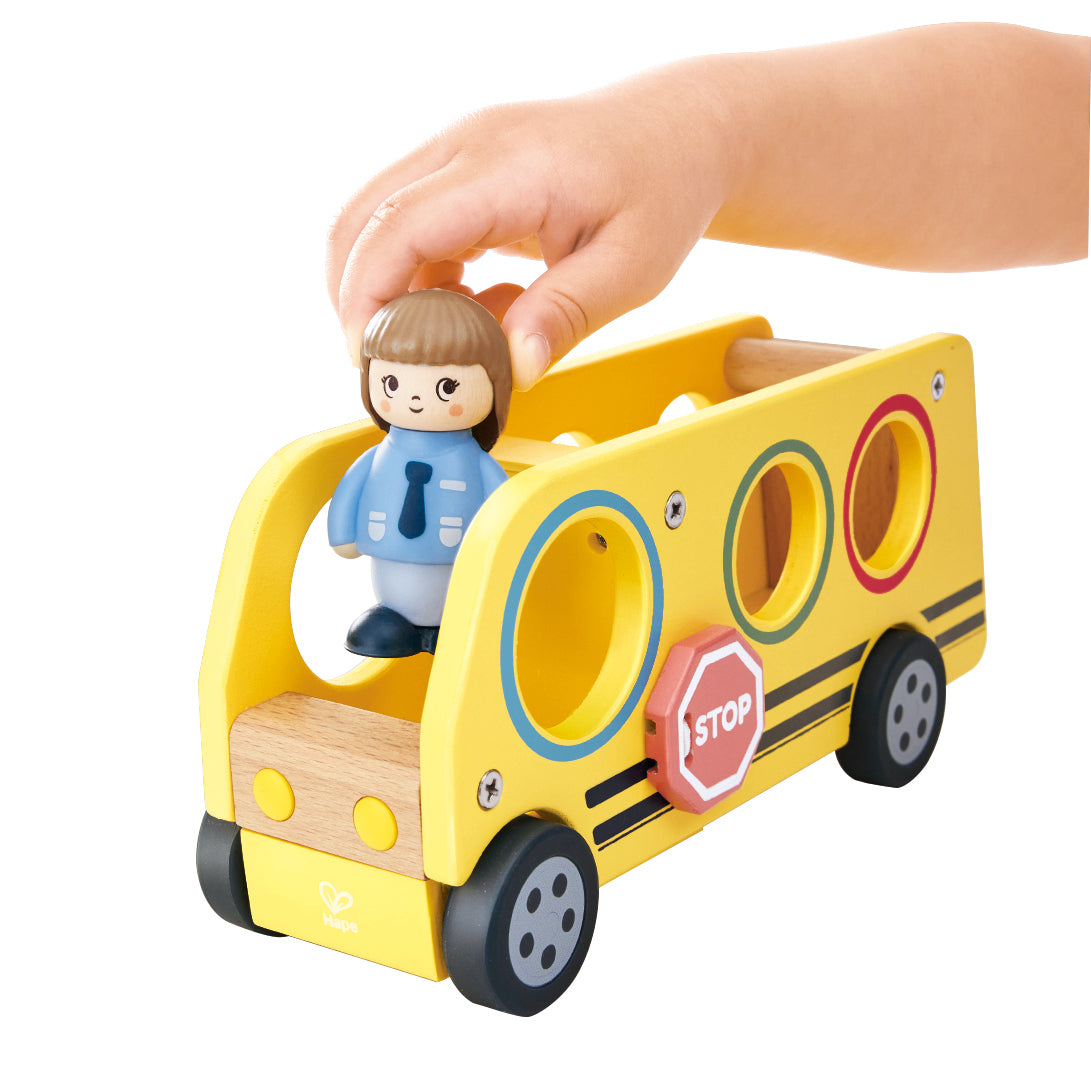 Hapeland - The Lively School Bus