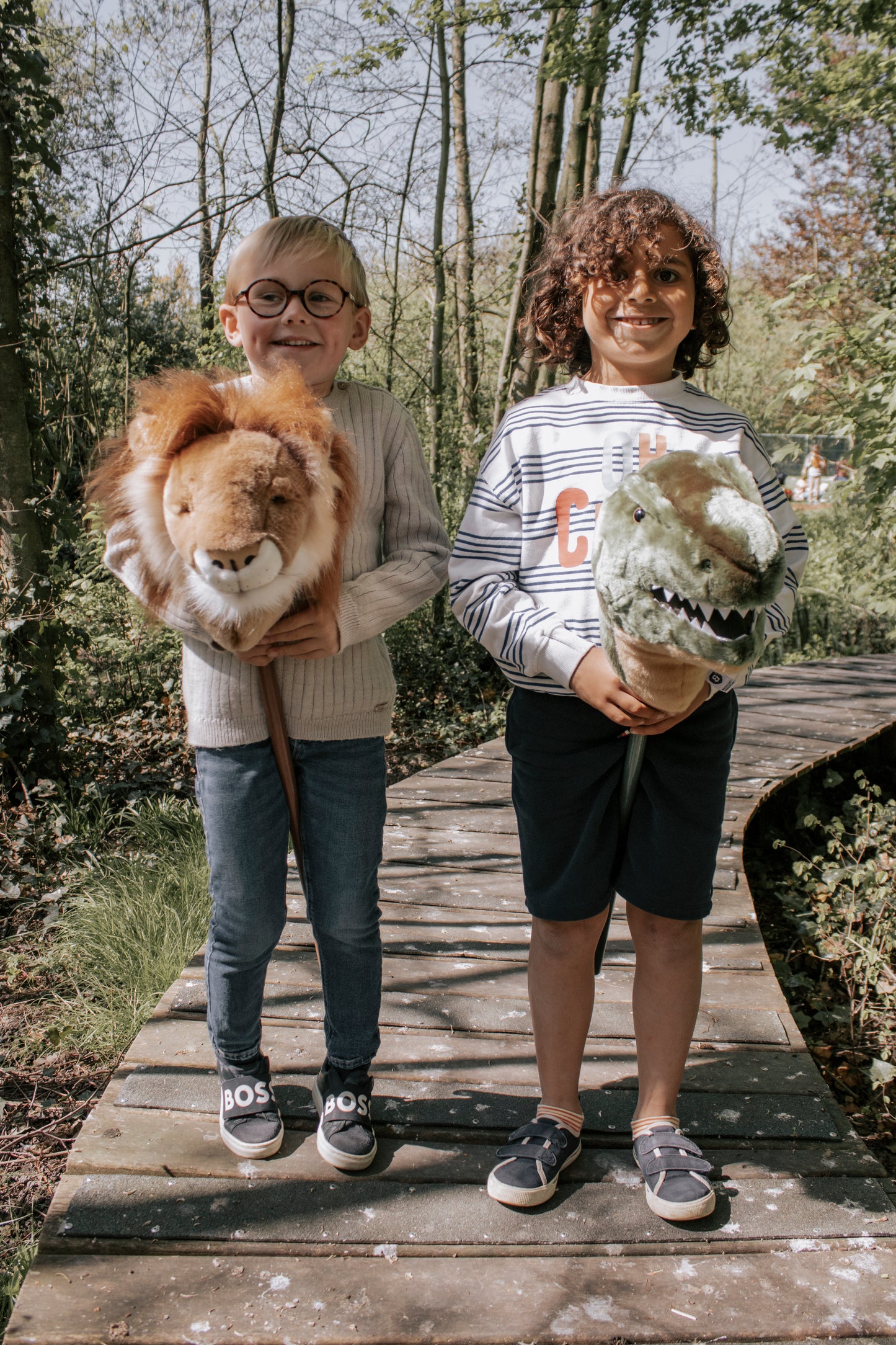 Peluche T-Rex con palo Wild & Soft