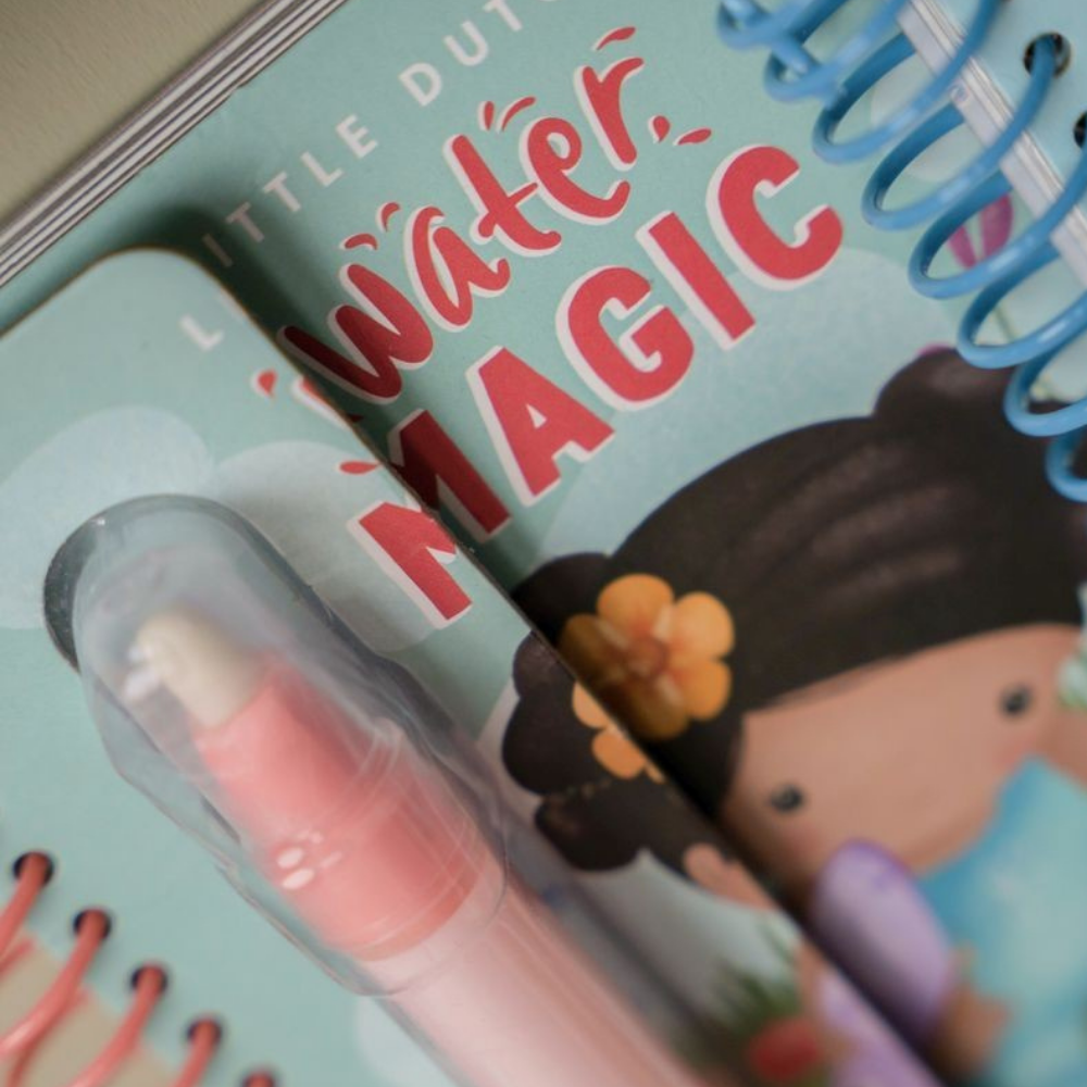 Libro Mágico de Colorear Rosa & Friends