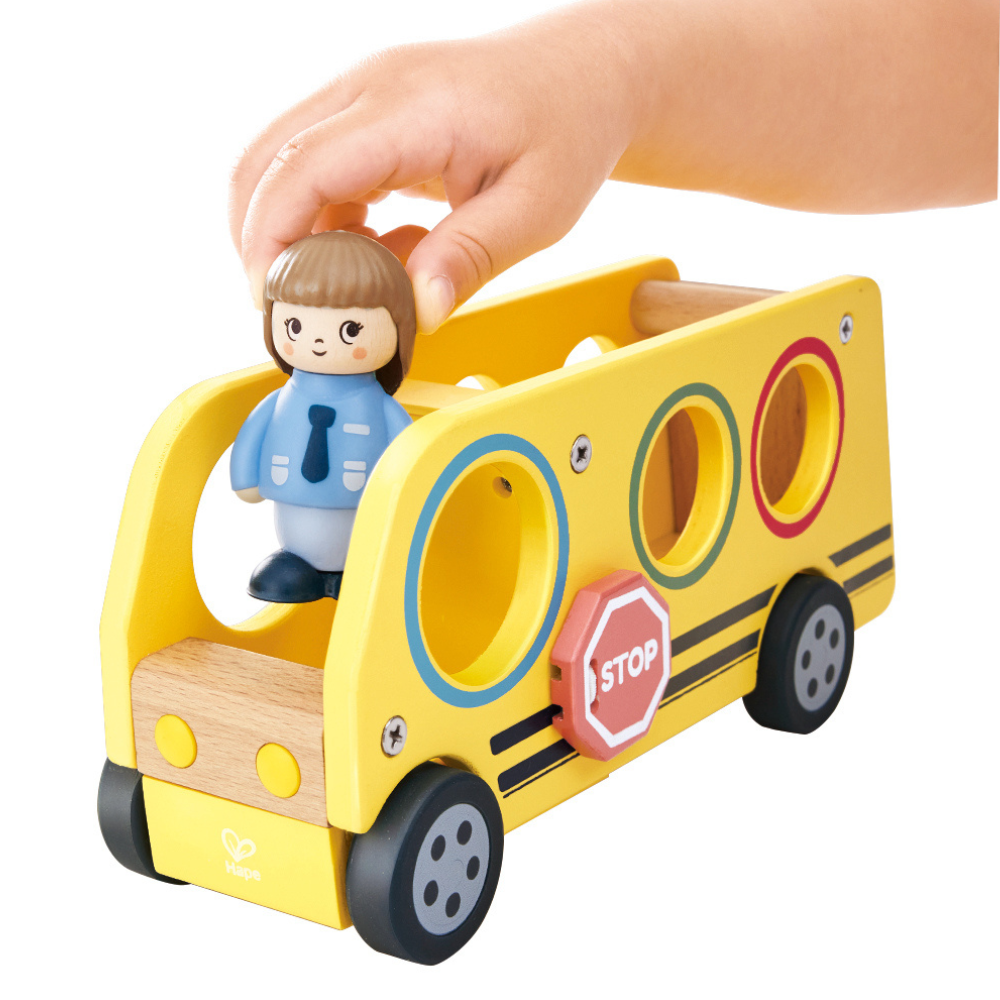 Hapeland - The Lively School Bus